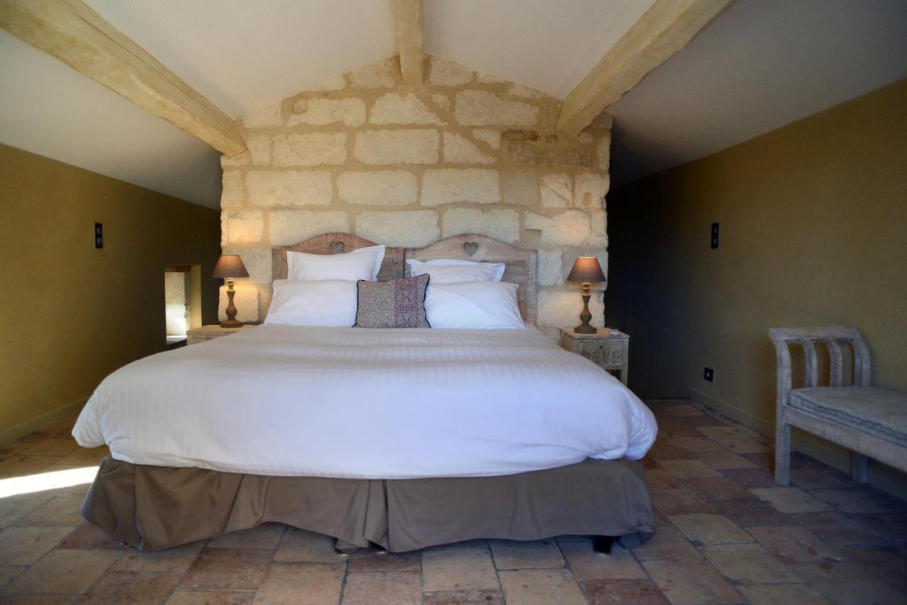 La Belle Vie Hotel Saint-Hilaire-d'Ozilhan Bagian luar foto