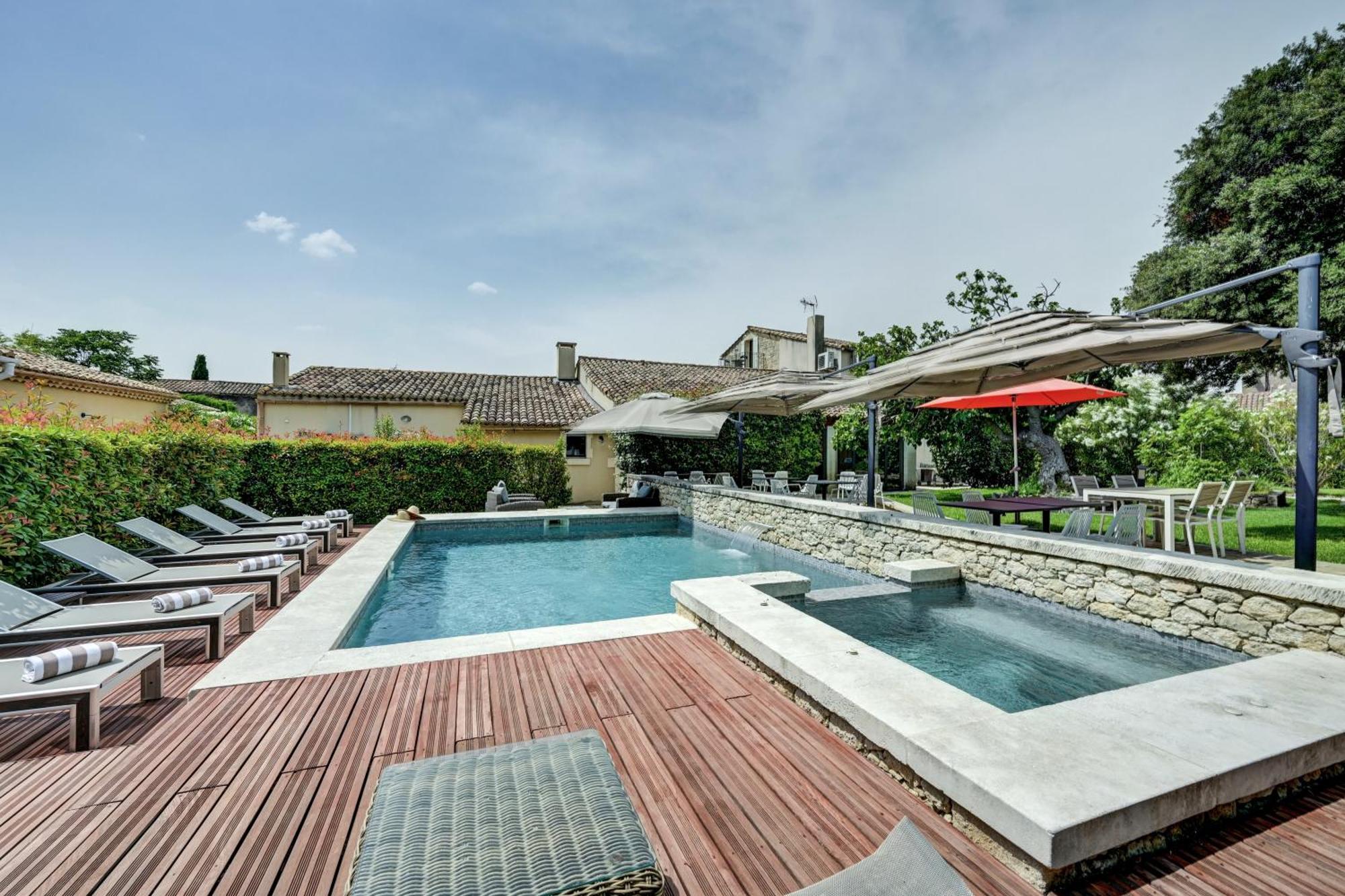 La Belle Vie Hotel Saint-Hilaire-d'Ozilhan Bagian luar foto