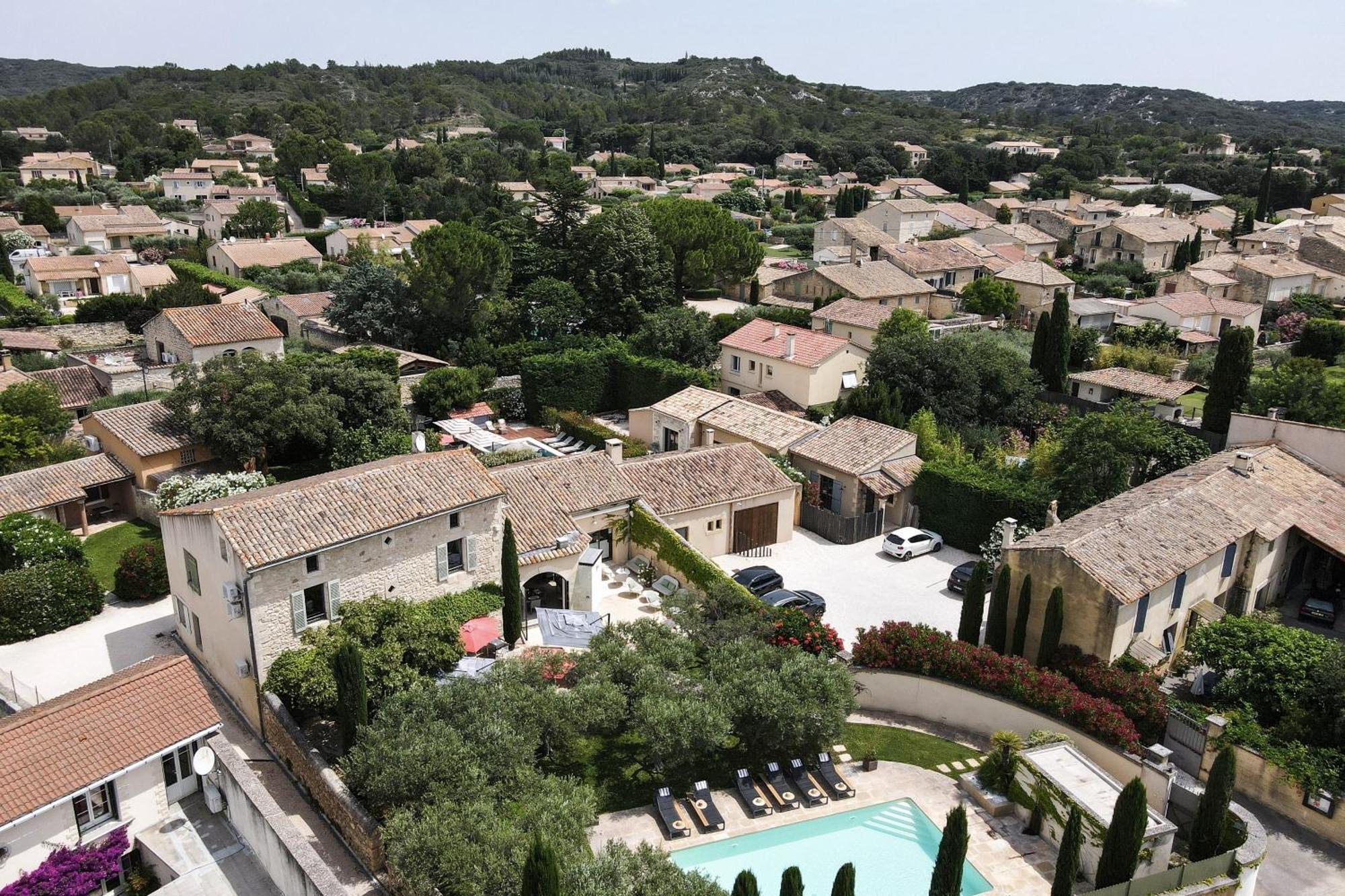 La Belle Vie Hotel Saint-Hilaire-d'Ozilhan Bagian luar foto