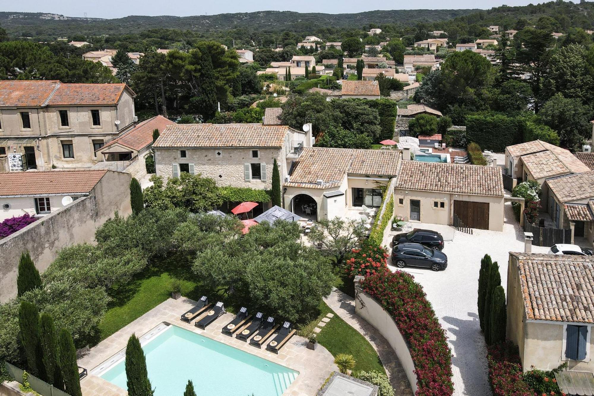 La Belle Vie Hotel Saint-Hilaire-d'Ozilhan Bagian luar foto